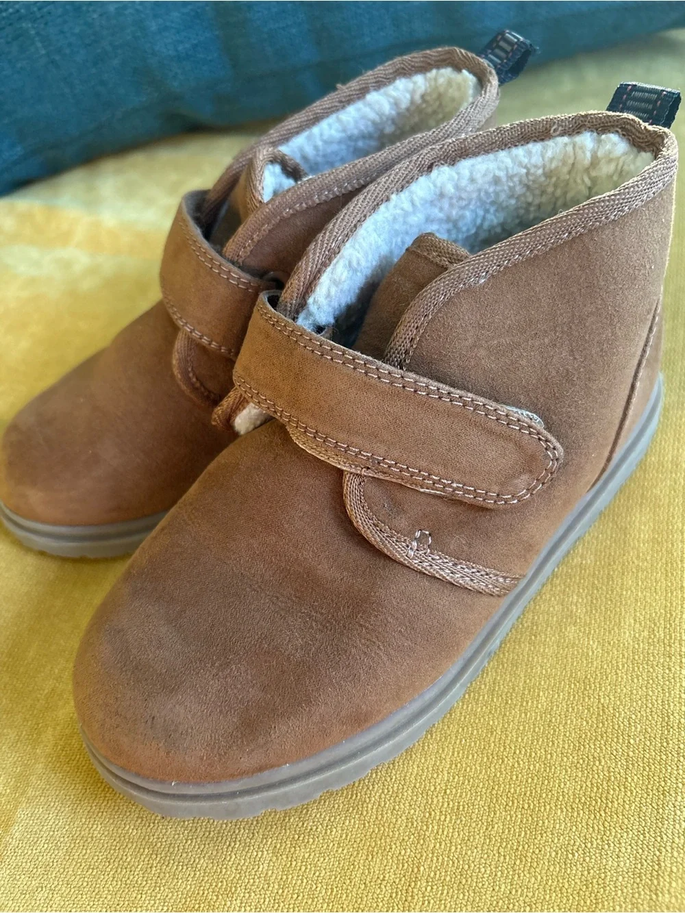 Kids Brown Suede Slip-On Boots with Shearling Lining Size 11
